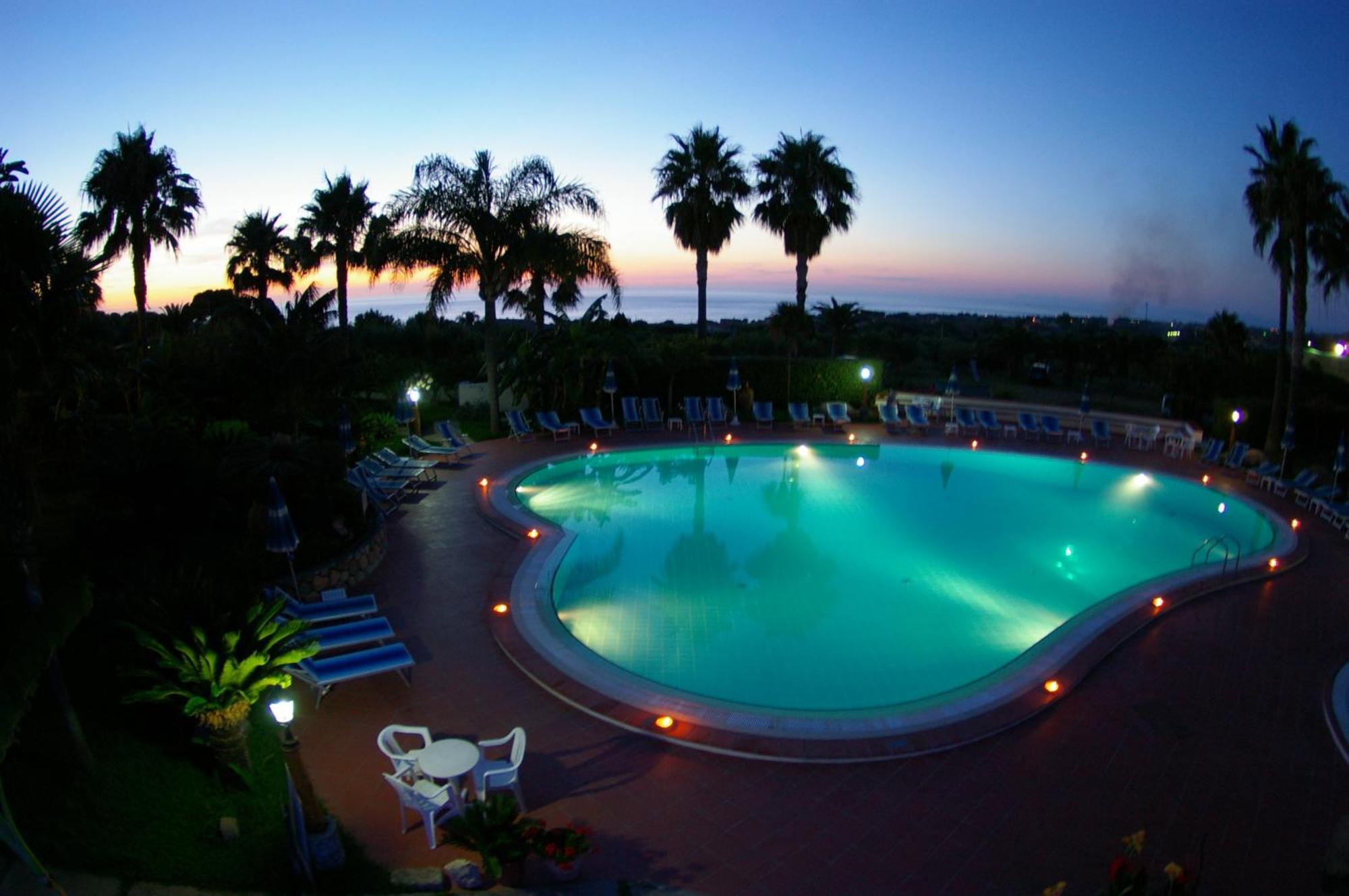 Hotel Residence Costa Azzurra Капо-Ватикано Экстерьер фото