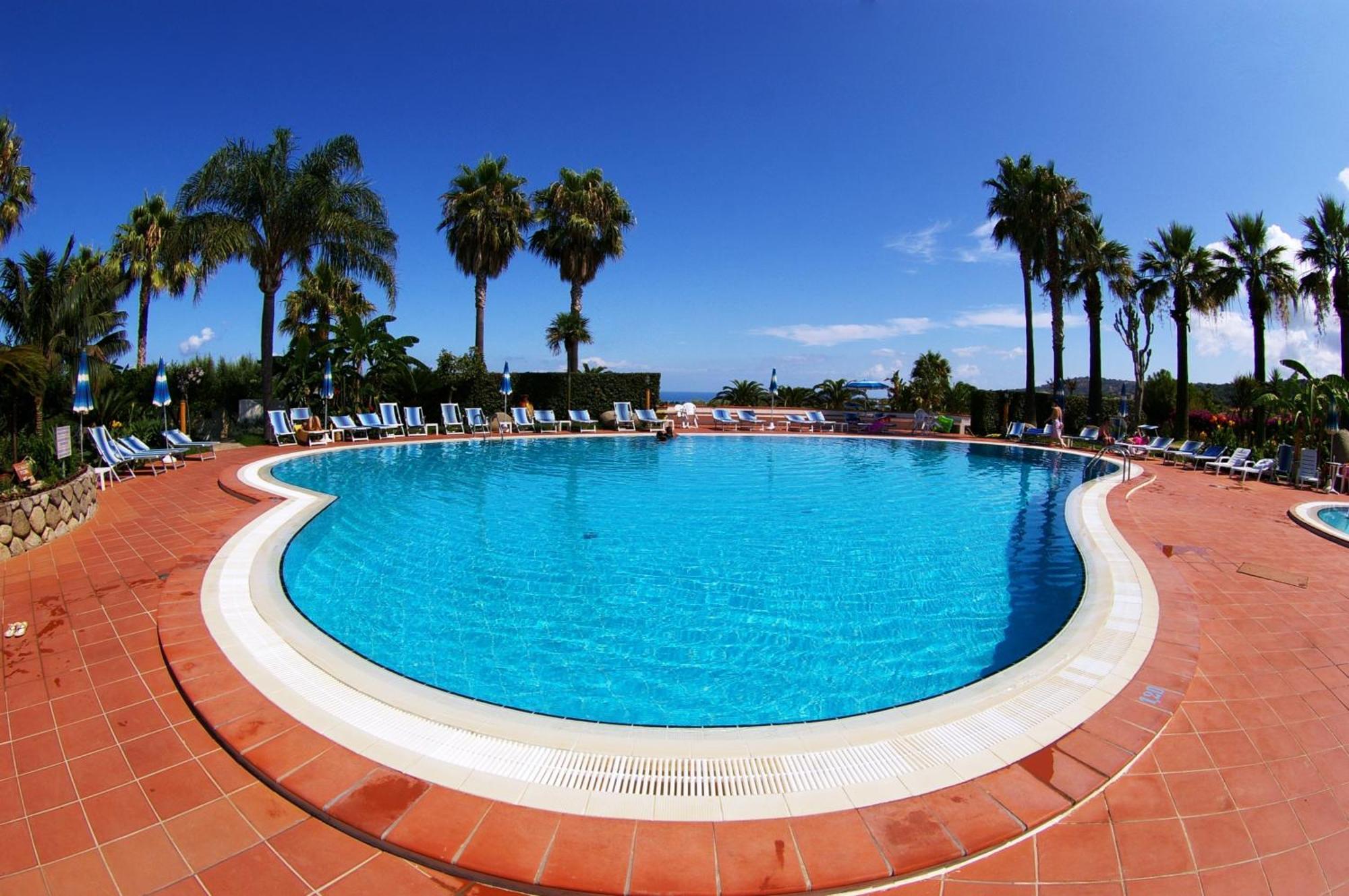 Hotel Residence Costa Azzurra Капо-Ватикано Экстерьер фото