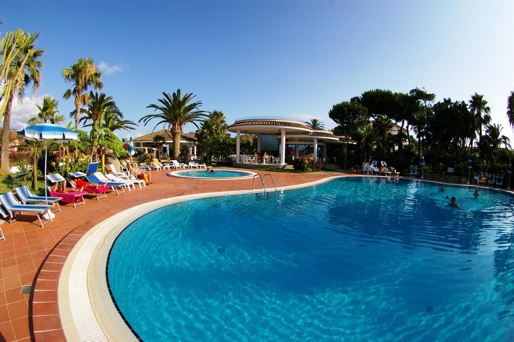 Hotel Residence Costa Azzurra Капо-Ватикано Экстерьер фото