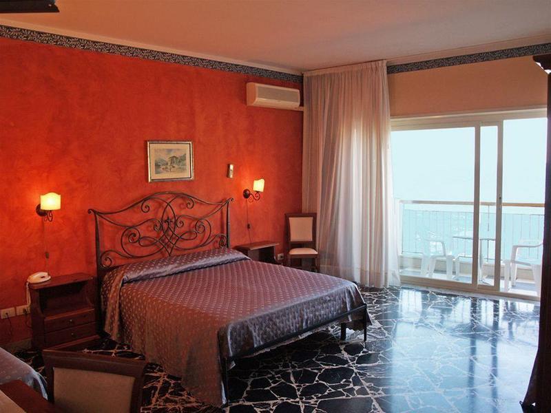 Hotel Residence Costa Azzurra Капо-Ватикано Экстерьер фото