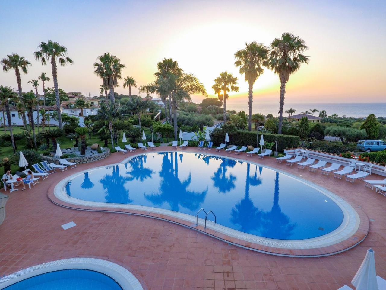 Hotel Residence Costa Azzurra Капо-Ватикано Экстерьер фото