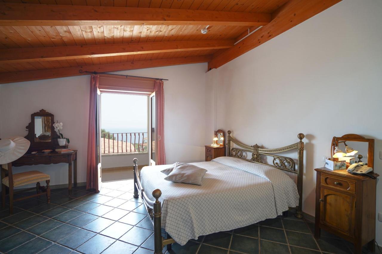 Hotel Residence Costa Azzurra Капо-Ватикано Экстерьер фото